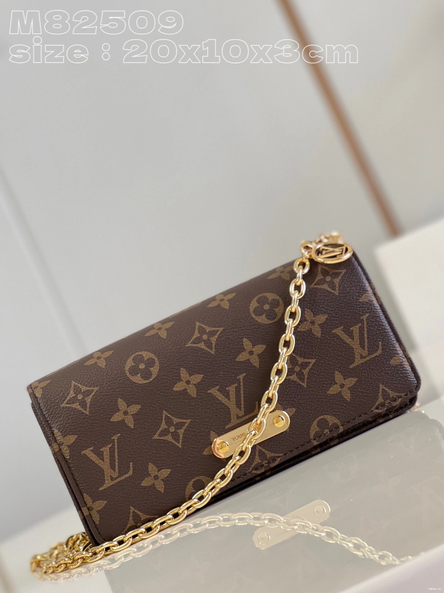 Lily LOUIS VUITTON Wallet Chain On 0717